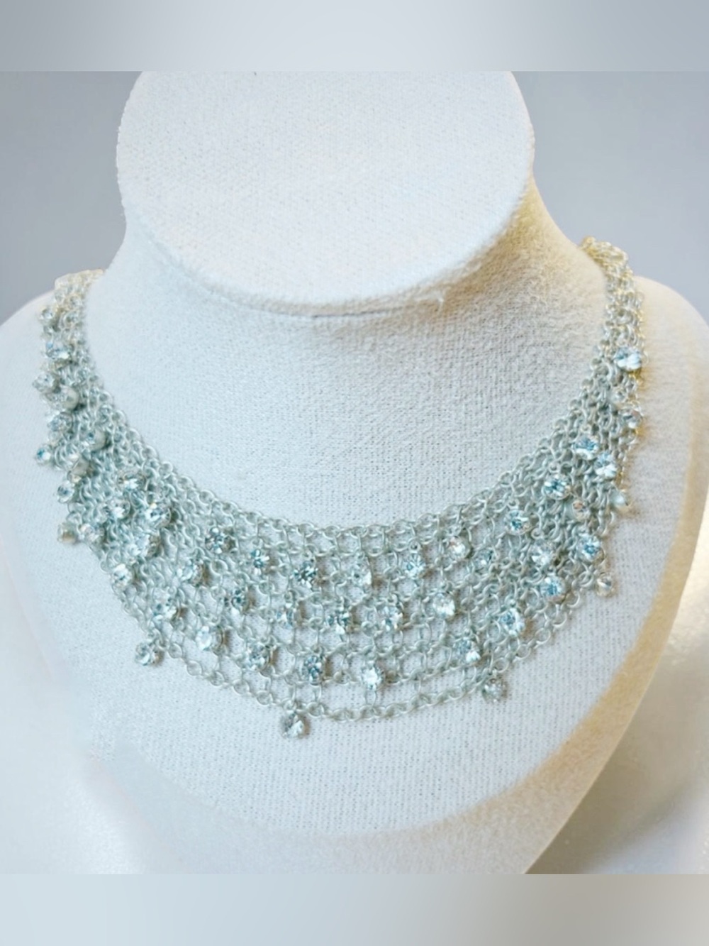 💝2/20$ Silver-toned mesh bib statement necklace, rhinestones Party Elegant